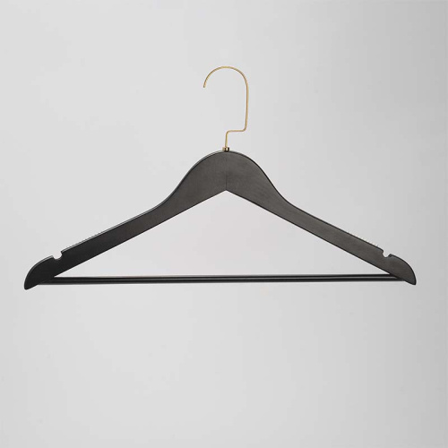 Плечики деревянные для одежды с плоским крючком C30N/1-T150B(черн/зол) Плечики деревянные для одежды с плоским крючком C30N/1-T150B(черн/зол)